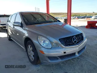 2006 Mercedes-Benz R-Class 3.5L with VIN 4JGCB65E26A014057, listed as a IAAI auction lot 41099382 with 1 mi miles. Bid and sale history available at carsss.com. Image 1.