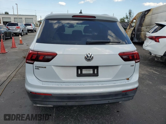 2018 Volkswagen Tiguan SEL Premium with VIN 3VV5B7AX8JM123582, listed as a Copart auction lot 51914115 with 114,549 mi miles and Salvage Title. Bid and sale history available at DreamBid. Image 6.