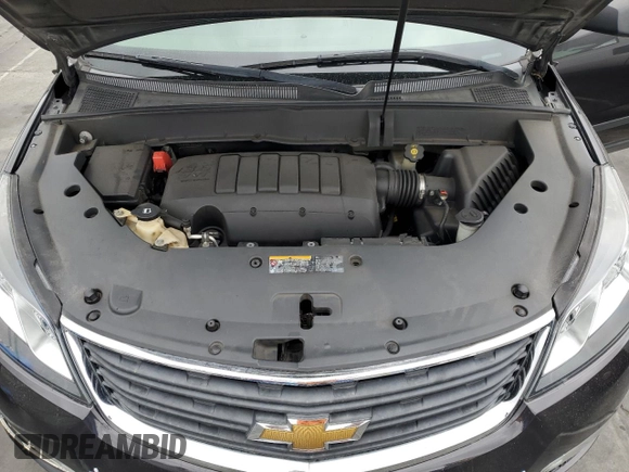 2015 Chevrolet Traverse LS z VIN 1GNKRFKD5FJ297259, wystawiony jako Copart lot #59894545 z przebiegiem 122 142 mil mil oraz Szkoda całkowita • Salvage title. Historia ofert i sprzedaży dostępna na DreamBid. Obrazek 12.