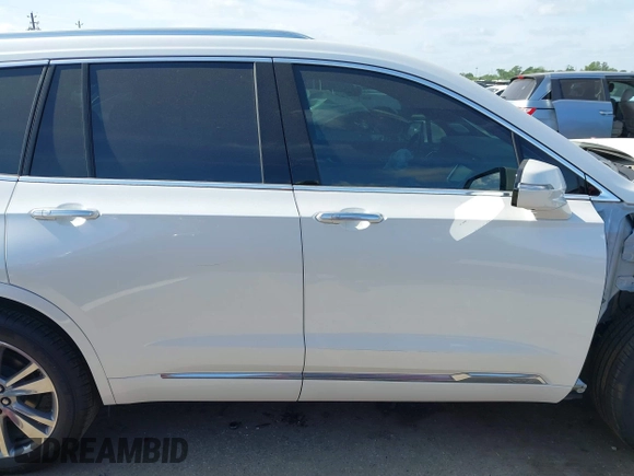 2024 Cadillac XT6 FWD Premium Luxury with VIN 1GYKPCRS9RZ726694, listed as a IAAI auction lot 42057522 with 19,312 mi miles and . Bid and sale history available at DreamBid. Image 13.