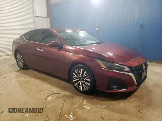 2023 Nissan Altima SV z VIN 1N4BL4DVXPN373191, wystawiony jako Copart lot #56411245 z przebiegiem 75 554 mil mil oraz Czysty tytuł • Clean title. Historia ofert i sprzedaży dostępna na DreamBid. Obrazek 4.