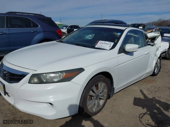 2011 Honda Accord Cpe EX-L with VIN 1HGCS1B87BA009860, listed as a IAAI auction lot 41655633 with NaN miles. Bid and sale history available at carsss.com. Image 17.