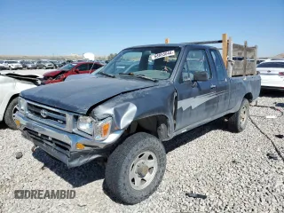 1992 Toyota Pickup DLX z VIN JT4VN13D5N5098643, wystawiony jako Copart lot #68855044 z przebiegiem 211 275 mil mil oraz Szkoda całkowita • Salvage title. Historia ofert i sprzedaży dostępna na DreamBid. Obrazek 1.