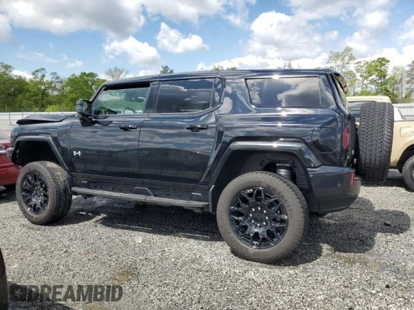 2024 GMC Hummer EV 2X with VIN 1GKB0NDE0RU109550, listed as a Copart auction lot 52746425 with 5,426 mi miles and Salvage Title. Bid and sale history available at carsss.com. Image 2.