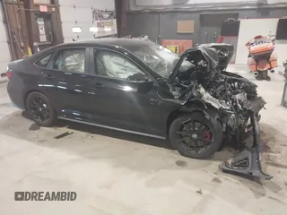 2025 Volkswagen Jetta GLI Autobahn z VIN 3VW2T7BU5SM021237, wystawiony jako IAAI lot #41271660 z przebiegiem 1092 mil mil oraz . Historia ofert i sprzedaży dostępna na DreamBid. Obrazek 1.