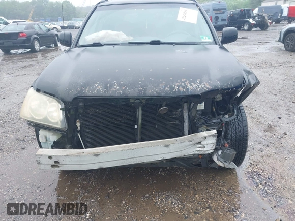 2003 Toyota Highlander z VIN JTEHF21A630155026, wystawiony jako IAAI lot #42254238 z przebiegiem 248 236 mil mil oraz . Historia ofert i sprzedaży dostępna na DreamBid. Obrazek 6.