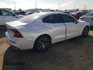 2022 Volvo S60 Plus Dark Theme with VIN 7JRL12TL5NG160726, listed as a Copart auction lot 71318124 with 44,724 mi miles and Non Repairable. Bid and sale history available at carsss.com. Image 3.