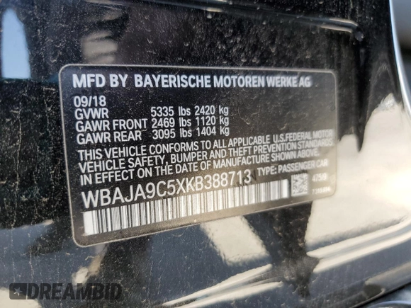 2019 BMW 5 Series 530e с VIN WBAJA9C5XKB388713, выставлен на аукционе Copart как лот 51019565 с пробегом 33 640 миль миль и Списание • Salvage title. История ставок и продаж доступна на DreamBid. Изображение 12.