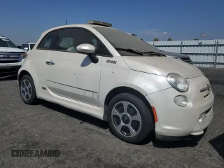 2015 FIAT 500e with VIN 3C3CFFGE5FT695544, listed as a Copart auction lot 69711404 with 116,015 mi miles and Clean Title. Bid and sale history available at carsss.com. Image 4.