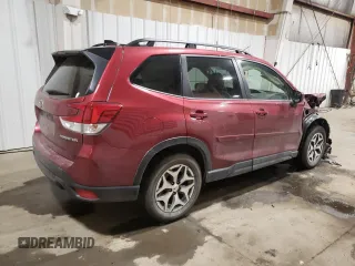 2024 Subaru Forester Premium with VIN JF2SKACC0RH491538, listed as a Copart auction lot 43653365 with 4,512 mi miles and Salvage Title. Bid and sale history available at carsss.com. Image 3.