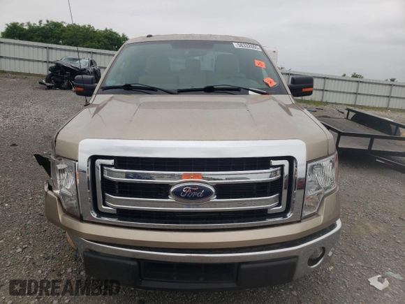 2014 Ford F-150 XL with VIN 1FTEX1CM2EFA41398, listed as a Copart auction lot 58332005 with 131,917 mi miles and Salvage title. Bid and sale history available at DreamBid. Image 5.