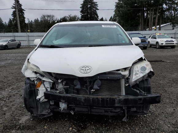 2014 Toyota Sienna XLE with VIN 5TDYK3DC1ES450649, listed as a Copart auction lot 49853835 with 86,621 mi miles and Salvage Title. Bid and sale history available at carsss.com. Image 5.