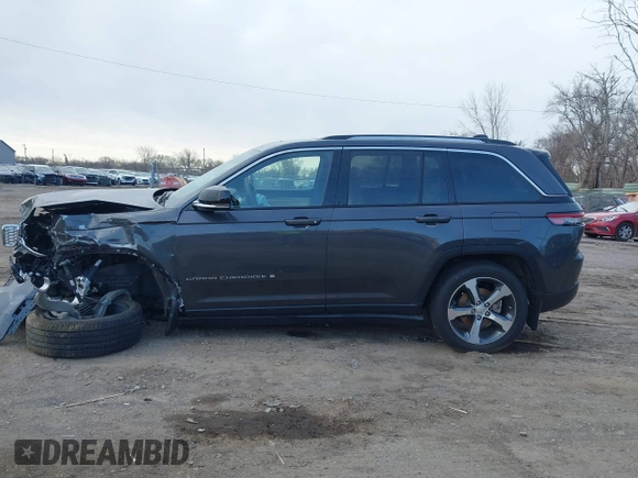 2023 Jeep Grand Cherokee Limited with VIN 1C4RJHBG1PC642541, listed as a IAAI auction lot 41959275 with 10,535 mi miles and . Bid and sale history available at DreamBid. Image 14.