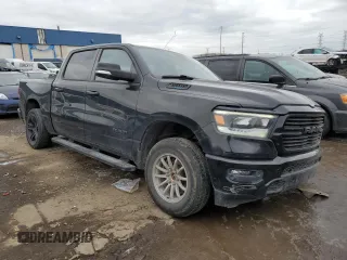 2021 Ram 1500 Big Horn z VIN 1C6SRFFT7MN620430, wystawiony jako Copart lot #43714715 z przebiegiem 111 680 mil mil oraz Szkoda całkowita • Salvage title. Historia ofert i sprzedaży dostępna na DreamBid. Obrazek 4.