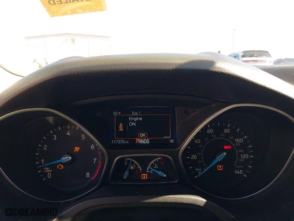 2015 Ford Focus SE with VIN 1FADP3F22FL264972, listed as a IAAI auction lot 41674698 with 117,376 mi miles. Bid and sale history available at carsss.com. Image 7.