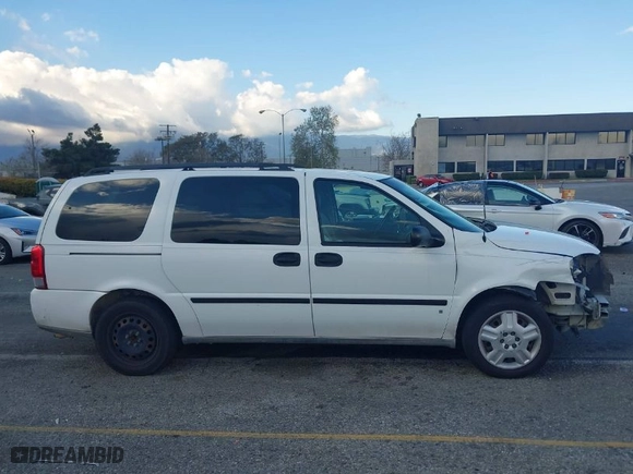 2006 Chevrolet Uplander LS Fleet with VIN 1GNDV23L76D240112, listed as a IAAI auction lot 41744994 with NaN miles. Bid and sale history available at carsss.com. Image 14.