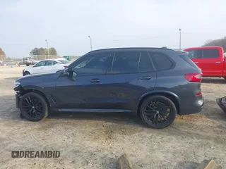 2020 BMW X5 sDrive40i with VIN 5UXCR4C06LLW64438, listed as a IAAI auction lot 41520407 with 89,868 mi miles and . Bid and sale history available at DreamBid. Image 15.