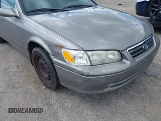 2001 Toyota Camry CE z VIN 4T1BG22K31U069222, wystawiony jako IAAI lot #42346667 z przebiegiem 197 423 mil mil oraz . Historia ofert i sprzedaży dostępna na DreamBid. Obrazek 14.