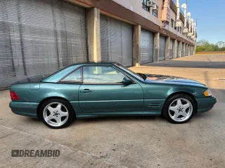 2002 Mercedes-Benz SL 500 with VIN WDBFA68F42F204673, listed as a Copart auction lot 56757525 with 32,967 mi miles and Clean title. Bid and sale history available at DreamBid. Image 13.