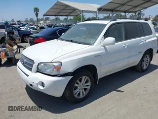 2006 Toyota Highlander z VIN JTEDW21A060015587, wystawiony jako IAAI lot #42239548 z przebiegiem 164 410 mil mil oraz . Historia ofert i sprzedaży dostępna na DreamBid. Obrazek 17.