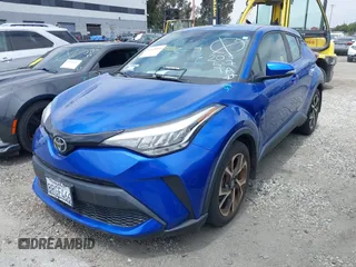 2020 Toyota C-HR LE with VIN JTNKHMBX1L1077246, listed as a IAAI auction lot 42045560 with 16,109 mi miles. Bid and sale history available at carsss.com. Image 18.