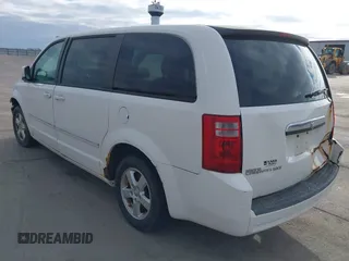 2008 Dodge Grand Caravan SXT with VIN 2D8HN54P08R697925, listed as a IAAI auction lot 41249716 with 176,439 mi miles and . Bid and sale history available at DreamBid. Image 3.
