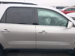 2008 GMC Acadia SLT2 with VIN 1GKER33788J259397, listed as a IAAI auction lot 41541803 with 172,334 mi miles. Bid and sale history available at carsss.com. Image 14.