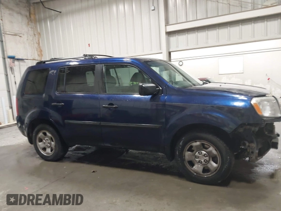 2014 Honda Pilot LX with VIN 5FNYF4H28EB015045, listed as a IAAI auction lot 40132499 with 139,845 mi miles and . Bid and sale history available at DreamBid. Image 14.