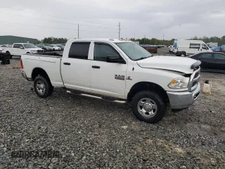 2014 Ram 2500 Tradesman with VIN 3C6UR5CL3EG250675, listed as a Copart auction lot 50128435 with 275,613 mi miles and Salvage title. Bid and sale history available at DreamBid. Image 4.
