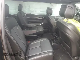 2024 Jeep Wagoneer Series II with VIN 1C4SJVBP2RS118534, listed as a Copart auction lot 85228864 with 13,695 mi miles and Salvage title. Bid and sale history available at DreamBid. Image 11.