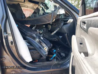 2023 Toyota Highlander L z VIN 5TDKDRAH2PS045857, wystawiony jako IAAI lot #41988866 z przebiegiem Nie podano mil oraz . Historia ofert i sprzedaży dostępna na DreamBid. Obrazek 5.