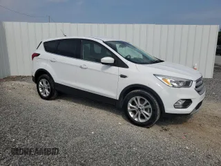 2019 Ford Escape SE z VIN 1FMCU0GD9KUB81245, wystawiony jako Copart lot #56739285 z przebiegiem 60 813 mil mil oraz Czysty tytuł • Clean title. Historia ofert i sprzedaży dostępna na DreamBid. Obrazek 4.