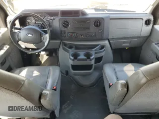 2012 Ford Econoline Passenger XL with VIN 1FBSS3BL4CDB12278, listed as a Copart auction lot 54021105 with 118,488 mi miles and Clean Title. Bid and sale history available at DreamBid. Image 8.