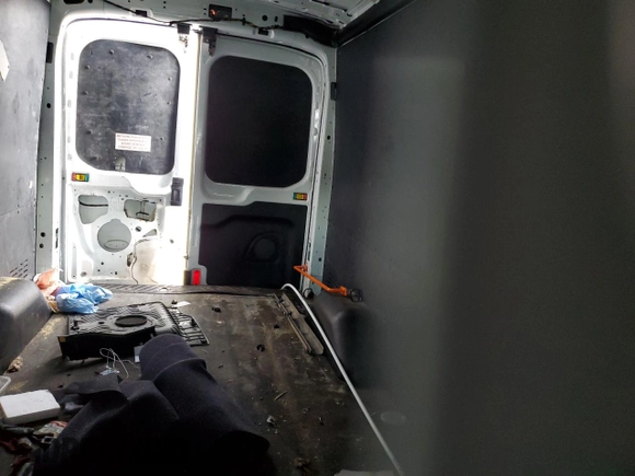 2019 Ford Transit with VIN 1FTYE2CM7KKB67736, listed as a Copart auction lot 59896285 with 120,913 mi miles and Salvage title. Bid and sale history available at DreamBid. Image 10.