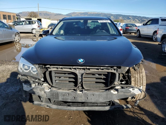2015 BMW 7 Series 740Li with VIN WBAYE4C55FD947214, listed as a Copart auction lot 87261354 with 393,256 mi miles and Salvage Title. Bid and sale history available at DreamBid. Image 5.
