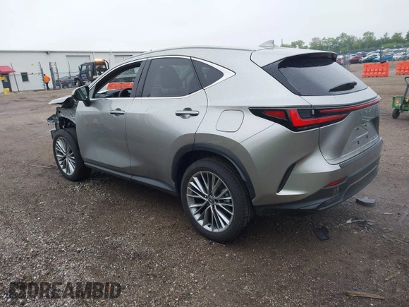 2025 Lexus NX 350h Premium z VIN JTJGKCEZ2S2054535, wystawiony jako IAAI lot #42300774 z przebiegiem 2 612 mil mil oraz . Historia ofert i sprzedaży dostępna na DreamBid. Obrazek 3.