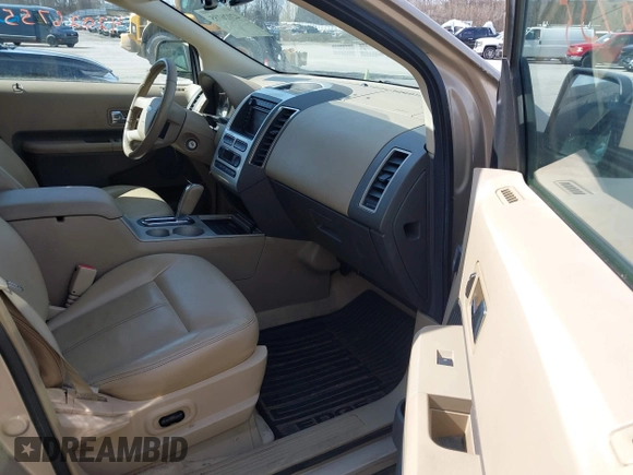 2007 Ford Edge SEL PLUS with VIN 2FMDK39C67BB34445, listed as a IAAI auction lot 42026755 with 154,121 mi miles. Bid and sale history available at carsss.com. Image 5.