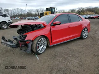 2016 Volkswagen Jetta GLI SE с VIN 3VW4S7AJ0GM335114, выставлен на аукционе Copart как лот 52698435 с пробегом 133 381 миль миль и Списание • Salvage title. История ставок и продаж доступна на DreamBid. Изображение 1.
