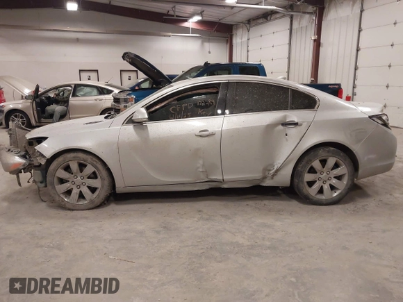 2016 Buick Regal Premium II with VIN 2G4GS5GX2G9172289, listed as a IAAI auction lot 42034464 with 153,763 mi miles. Bid and sale history available at carsss.com. Image 14.
