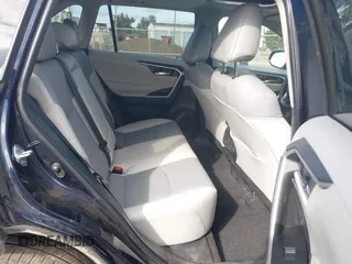 2024 Toyota RAV4 XLE Premium z VIN 2T3A1RFV0RW468912, wystawiony jako IAAI lot #42287928 z przebiegiem 14 574 mil mil oraz . Historia ofert i sprzedaży dostępna na DreamBid. Obrazek 8.