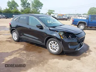 2021 Ford Escape SE Hybrid with VIN 1FMCU0BZ3MUA36546, listed as a IAAI auction lot 42465773 with 13,413 mi miles and . Bid and sale history available at DreamBid. Image 1.