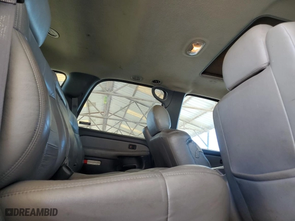 2001 Chevrolet Tahoe LT with VIN 1GNEC13T61R150725, listed as a Copart auction lot 47201305 with 259,109 mi miles and Salvage Title. Bid and sale history available at carsss.com. Image 11.