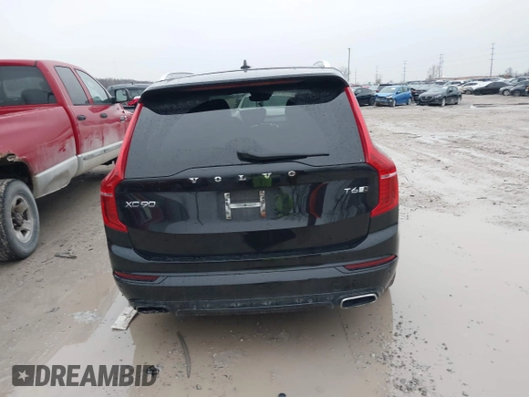 2019 Volvo XC90 R-Design with VIN YV4A22PM1K1422050, listed as a IAAI auction lot 41155058 with 133,032 mi miles. Bid and sale history available at carsss.com. Image 17.