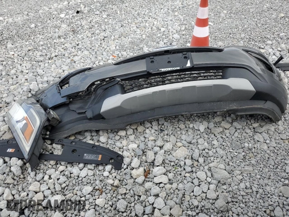 2018 Ford Explorer XLT с VIN 1FM5K7D87JGC24654, выставлен на аукционе Copart как лот 61004765 с пробегом 81 096 миль миль и Списание • Salvage title. История ставок и продаж доступна на DreamBid. Изображение 13.