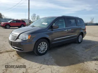 2015 Chrysler Town & Country Touring L z VIN 2C4RC1CG3FR693240, wystawiony jako Copart lot #51310105 z przebiegiem 126 752 mil mil oraz Szkoda całkowita • Salvage title. Historia ofert i sprzedaży dostępna na DreamBid. Obrazek 1.