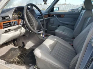 1986 Mercedes-Benz 300 with VIN WDBCB25D9GA279756, listed as a Copart auction lot 46860345 with 210,386 mi miles and Salvage Title. Bid and sale history available at carsss.com. Image 7.