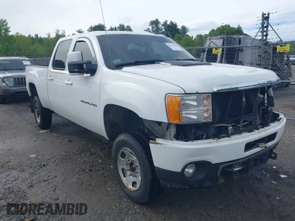2013 GMC Sierra 2500HD Denali z VIN 1GT125E8XDF238662, wystawiony jako IAAI lot #42253366 z przebiegiem 250 409 mil mil oraz . Historia ofert i sprzedaży dostępna na DreamBid. Obrazek 14.