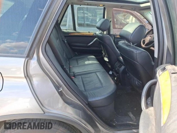 2004 BMW X5 3.0i with VIN 5UXFA13514LU37318, listed as a Copart auction lot 76576434 with 228,910 mi miles and Clean Title. Bid and sale history available at carsss.com. Image 6.