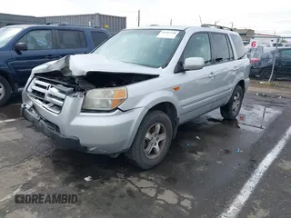 2008 Honda Pilot EX-L with VIN 5FNYF287X8B017612, listed as a IAAI auction lot 41491138 with 315,287 mi miles and . Bid and sale history available at DreamBid. Image 2.