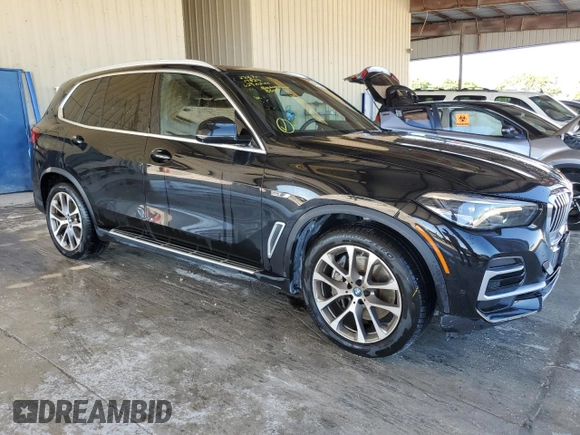 2023 BMW X5 xDrive45e with VIN 5UXTA6C07P9P02202, listed as a Copart auction lot 63972883 with 2,072 mi miles and Clean Title. Bid and sale history available at carsss.com. Image 4.